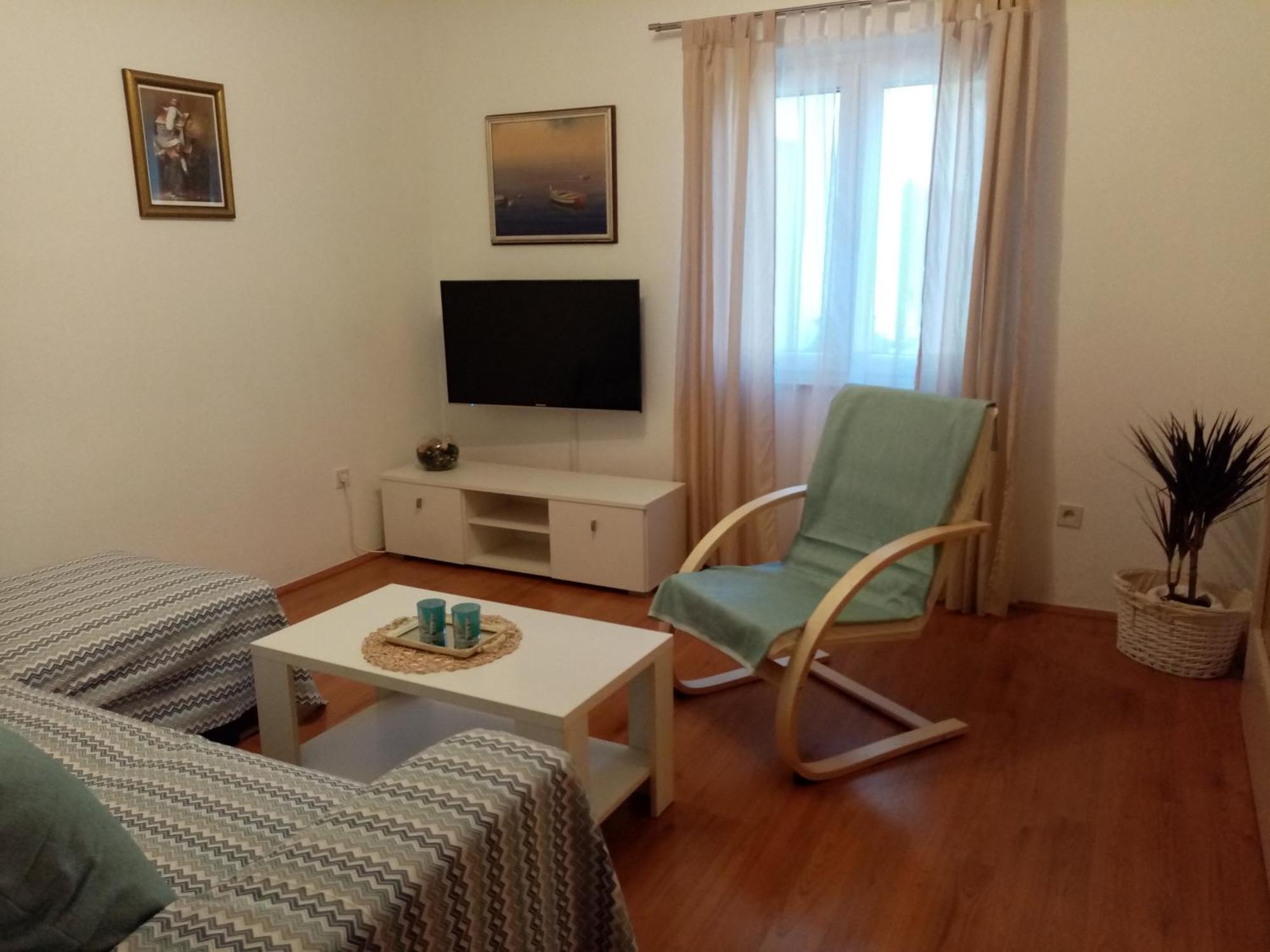 Tihana-Ground Floor With Large Terrace Makarska Extérieur photo