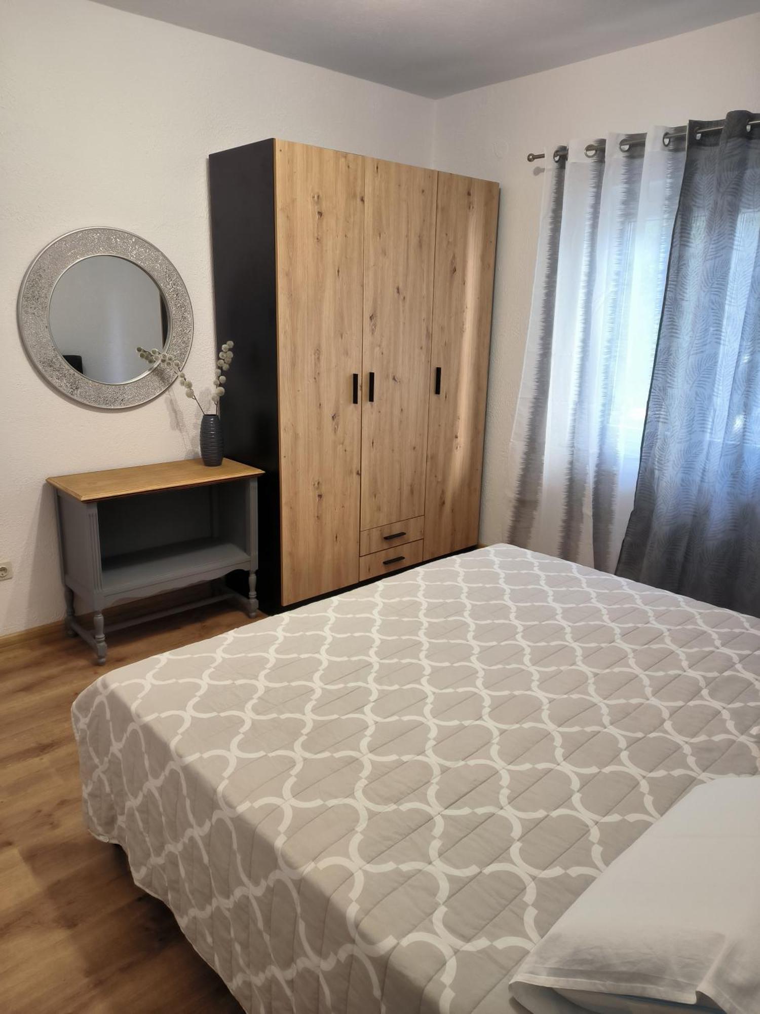 Tihana-Ground Floor With Large Terrace Makarska Extérieur photo